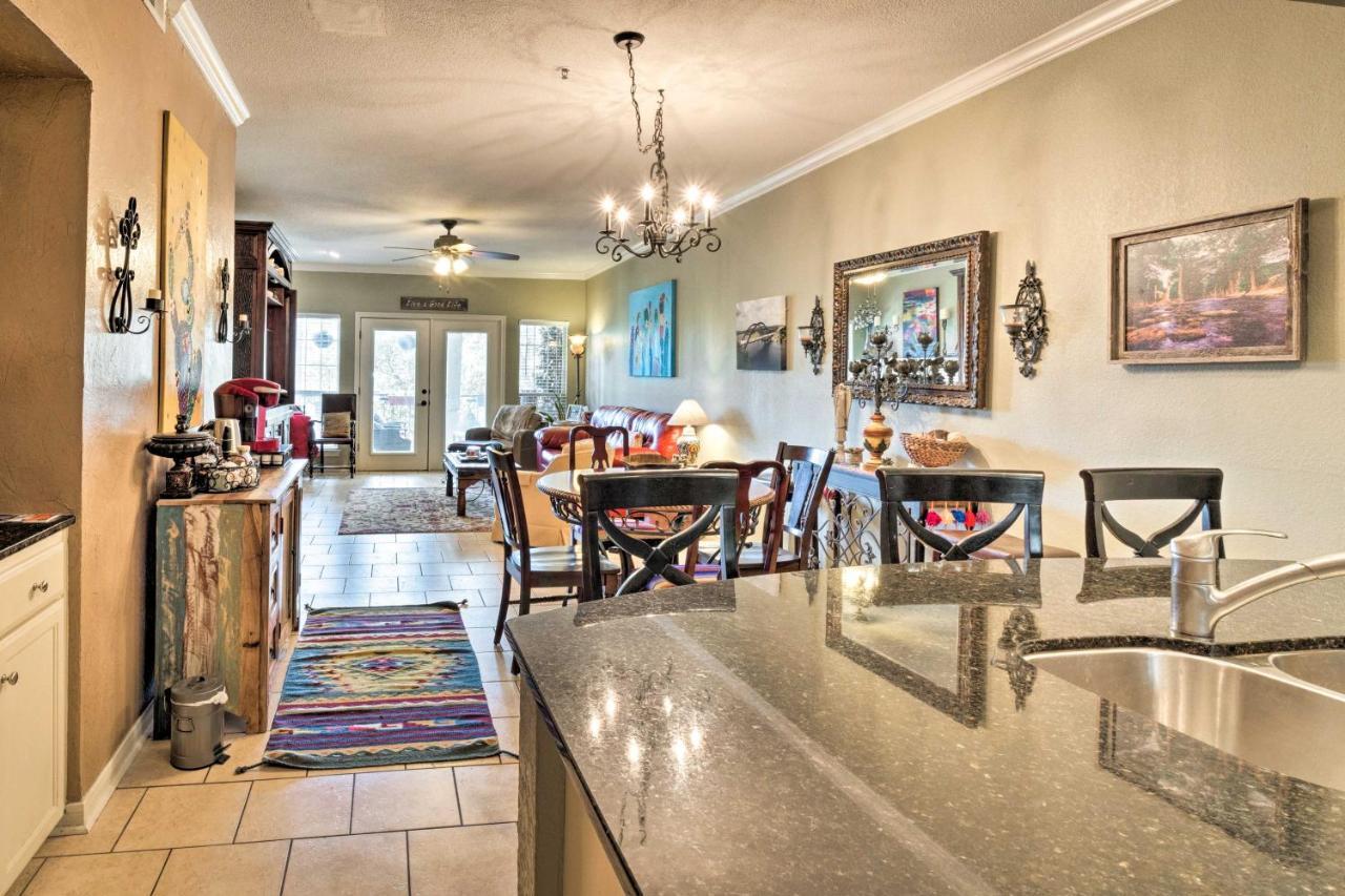 Lakefront Lago Vista Condo With Resort Amenities! Dış mekan fotoğraf